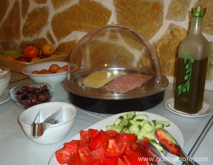 Buffet breakfast